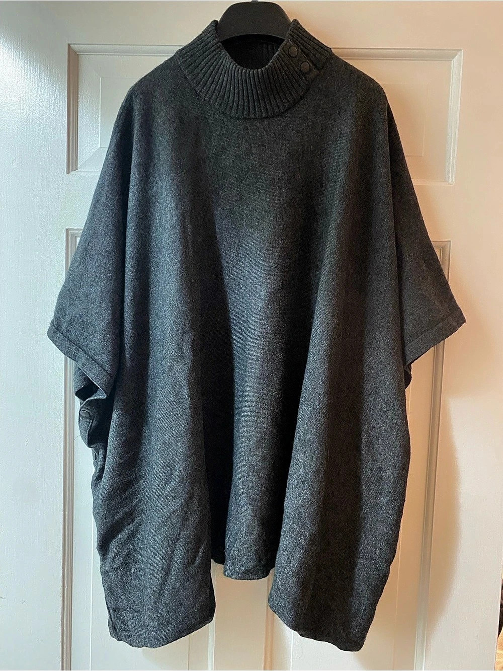 ripe Cowl Neck Poncho in Gray Size Medium Like New